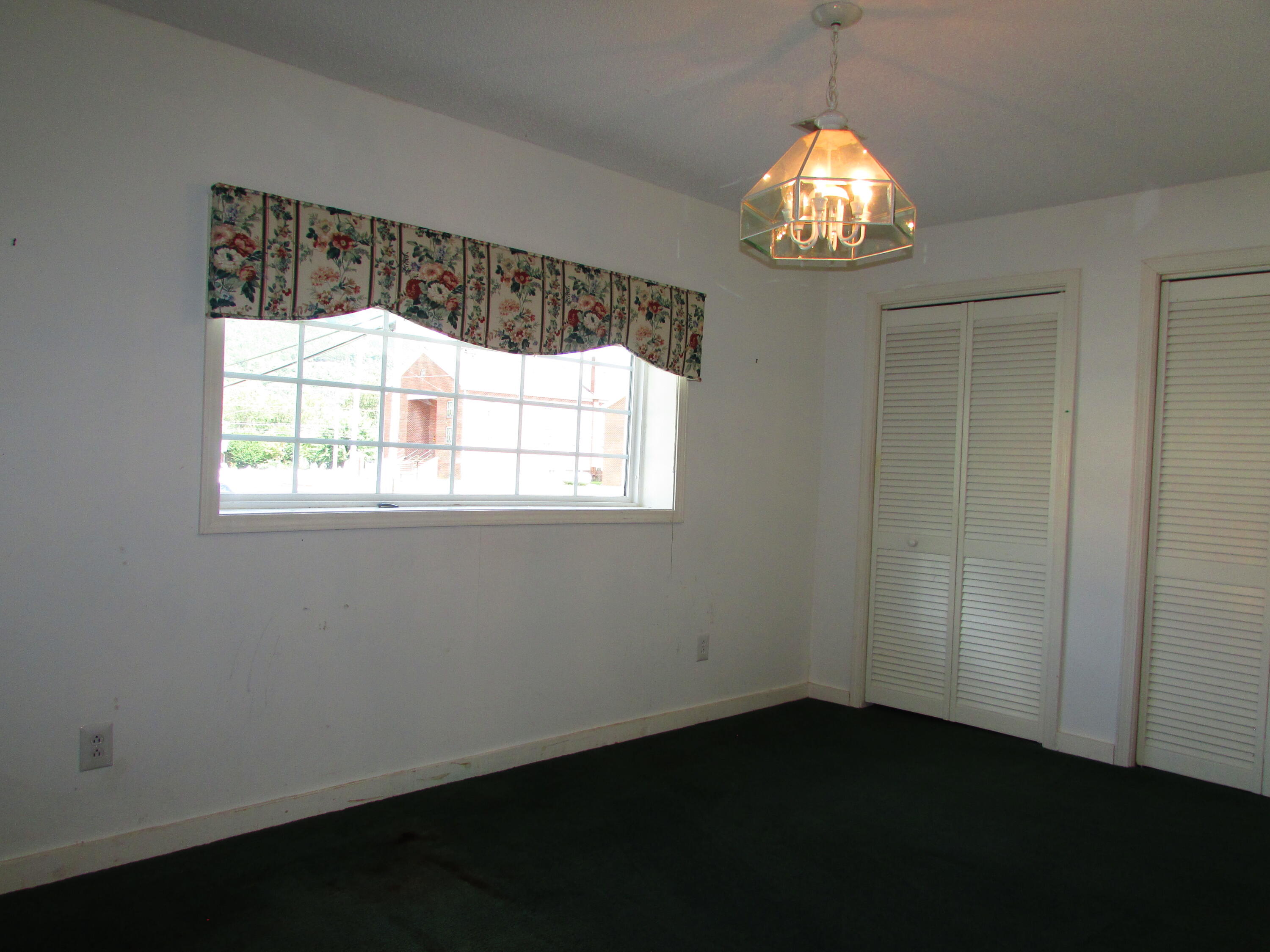 502 1st Avenue Hampton, TN 37658 - Photo 66 of 71 IMG_1322