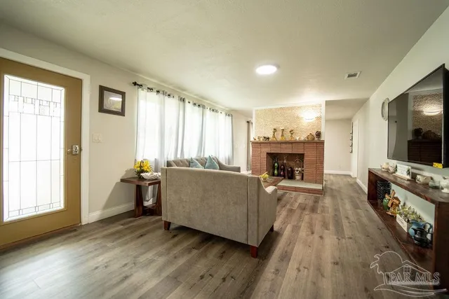 $339,000 | 301 North Stillman Street, Pensacola, FL 32505