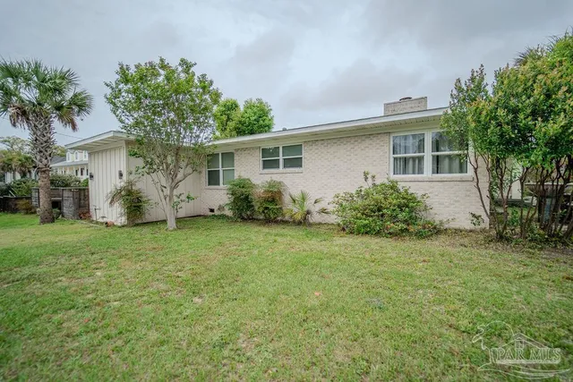 $339,000 | 301 North Stillman Street, Pensacola, FL 32505