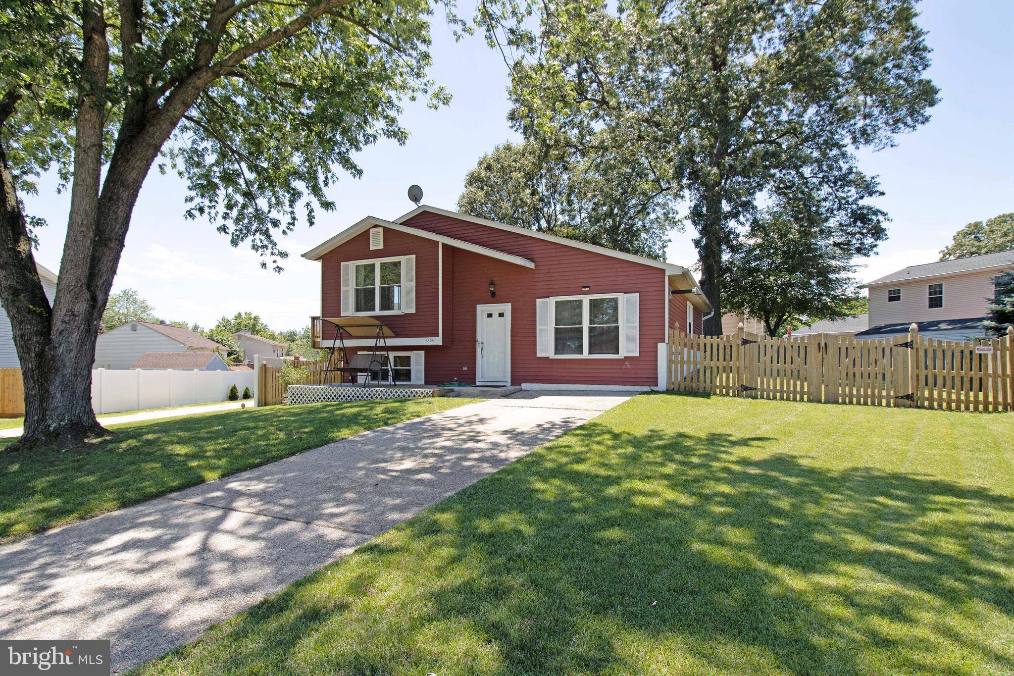 2895 Dungate Road Pasadena, MD 21122 - Photo 42 of 44 Space to park