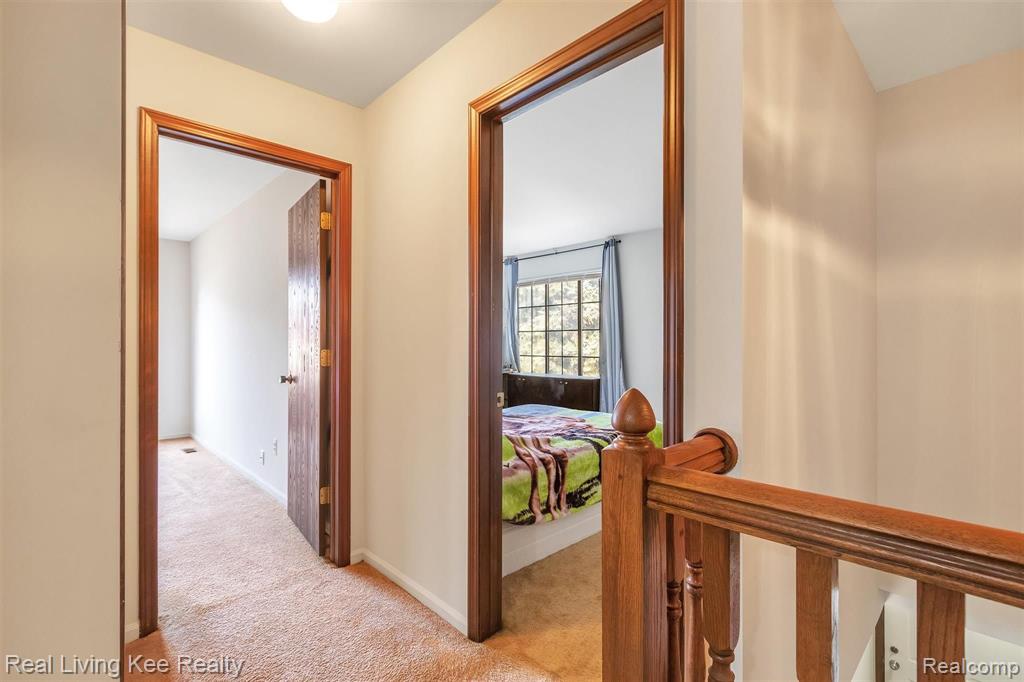 144 Meadow Ln Circle Rochester Hills, MI 48307 - Photo 21 of 36