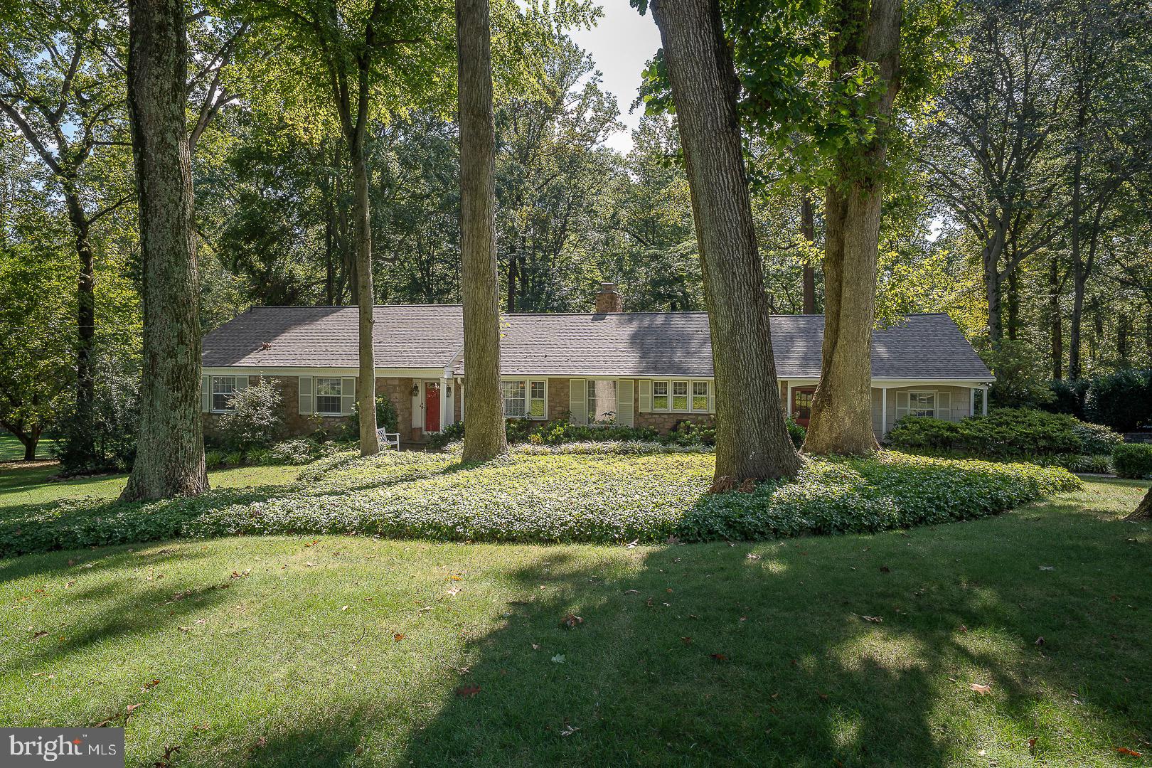 Welcome home to 712 Woodcrest Road!