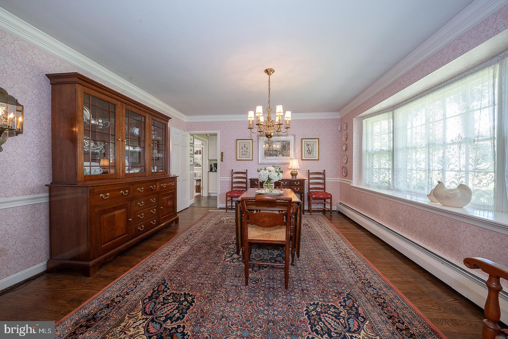 712 Woodcrest Road Wayne, PA 19087 - Photo 12 of 34 Dining Room with big picture window