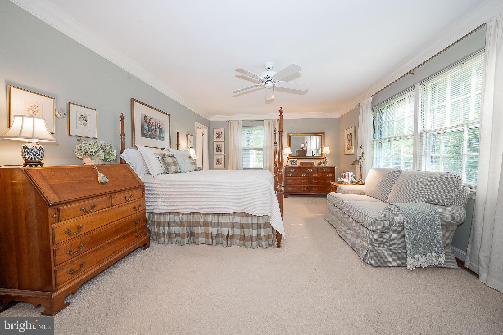 712 Woodcrest Road Wayne, PA 19087 - Photo 14 of 34 Main Level Primary Bedroom