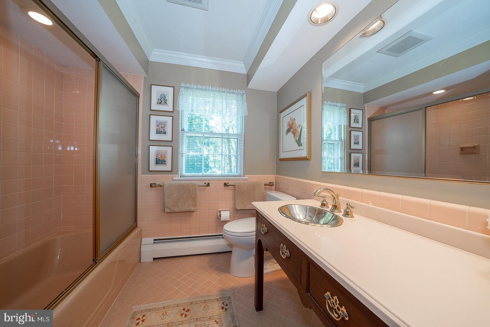 712 Woodcrest Road Wayne, PA 19087 - Photo 19 of 34 Full Bathroom