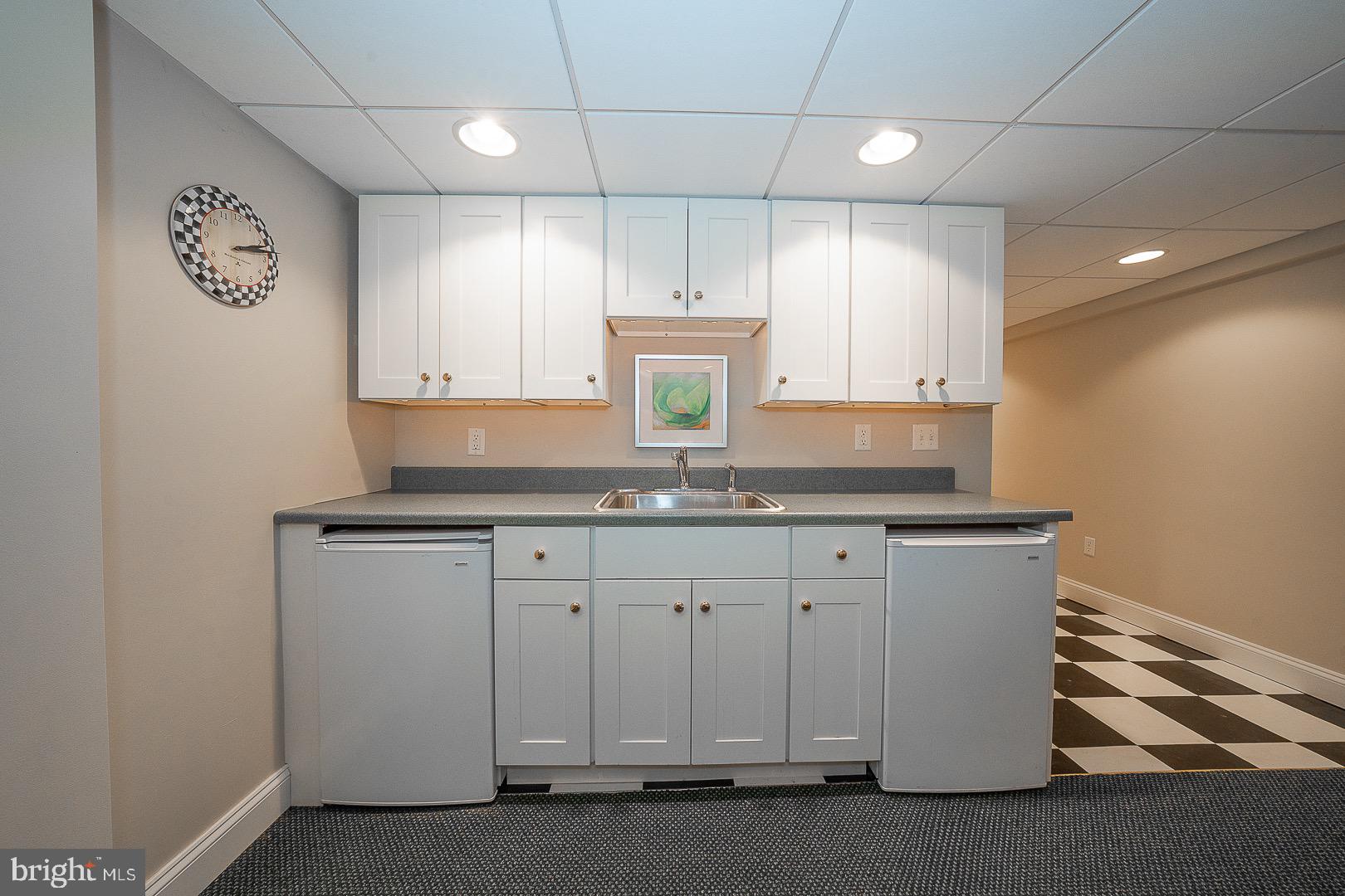 712 Woodcrest Road Wayne, PA 19087 - Photo 21 of 34 Kitchenette in Basement