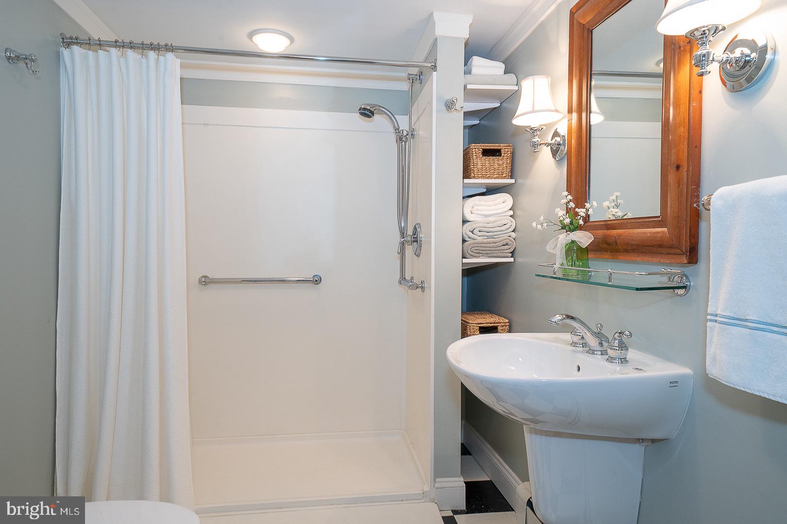 712 Woodcrest Road Wayne, PA 19087 - Photo 25 of 34 Full Bathroom in the Basement