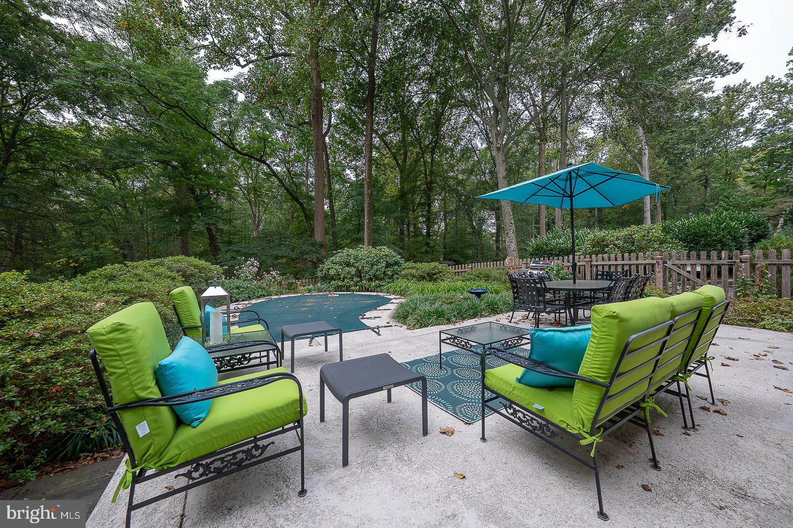 712 Woodcrest Road Wayne, PA 19087 - Photo 27 of 34 Backyard with Pool