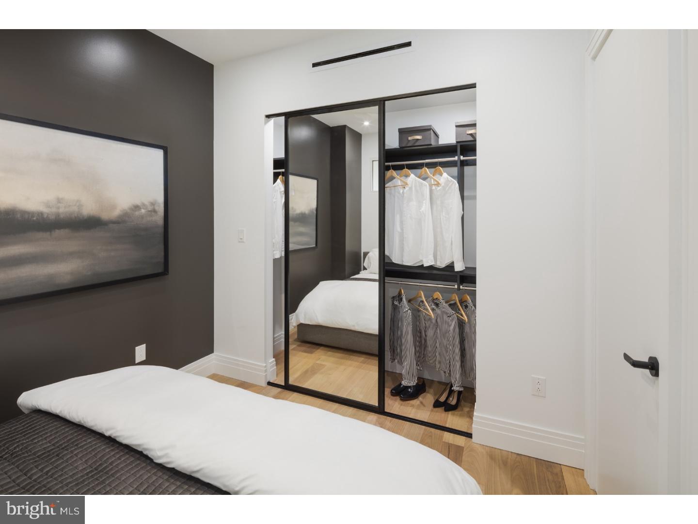 1401 Spruce Street, Unit 1716 Philadelphia, PA 19102 - Photo 13 of 19