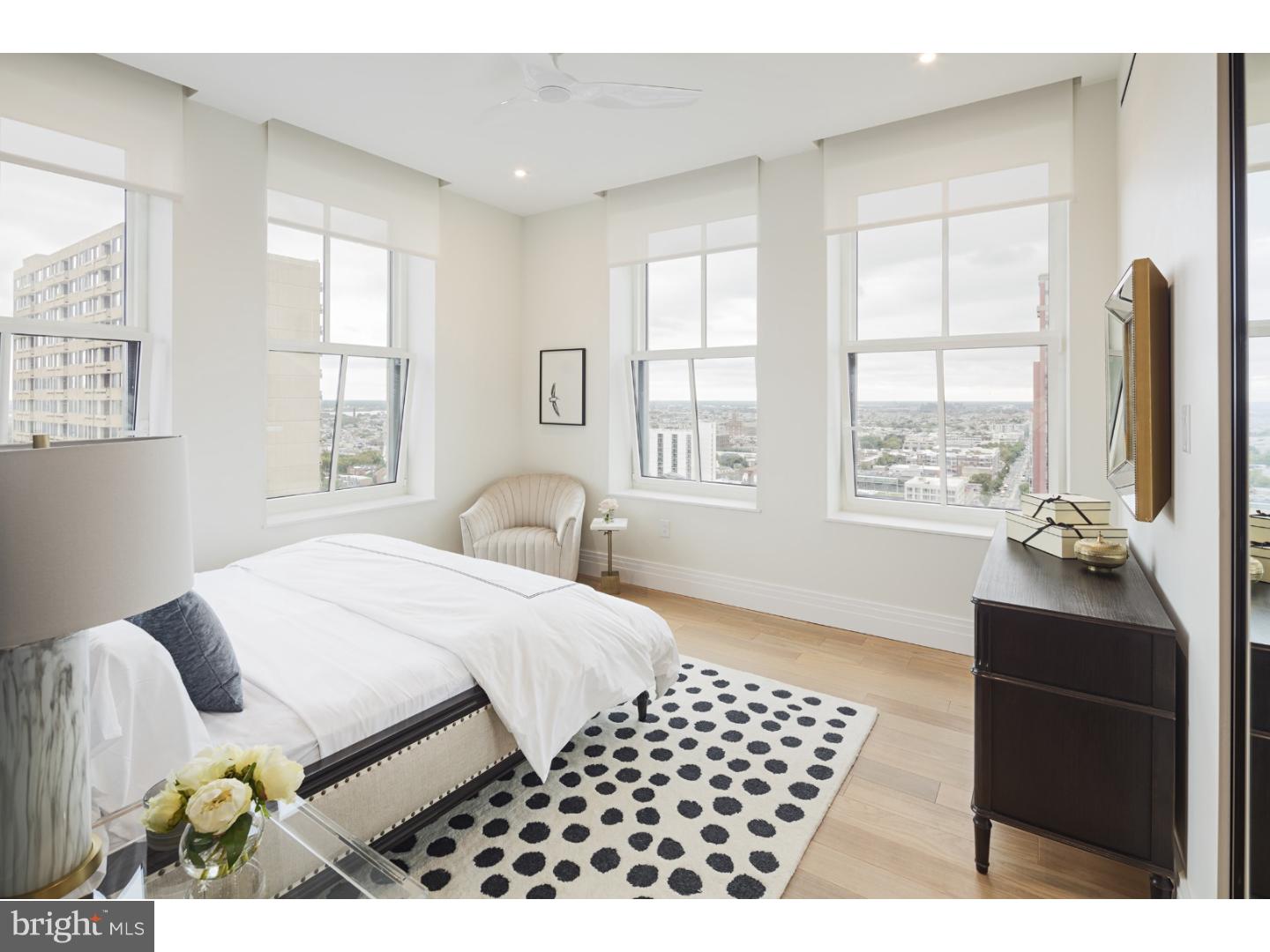 1401 Spruce Street, Unit 1716 Philadelphia, PA 19102 - Photo 10 of 19