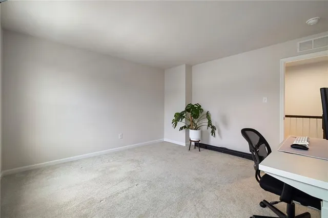 $3,200 | 202 Dana Drive, Sewickley, PA 15143