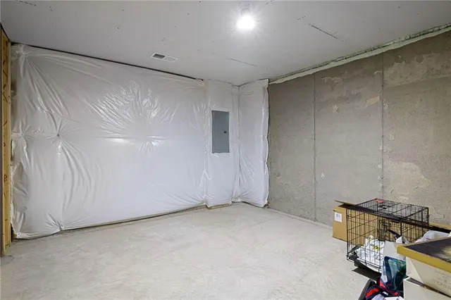 $3,200 | 202 Dana Drive, Sewickley, PA 15143