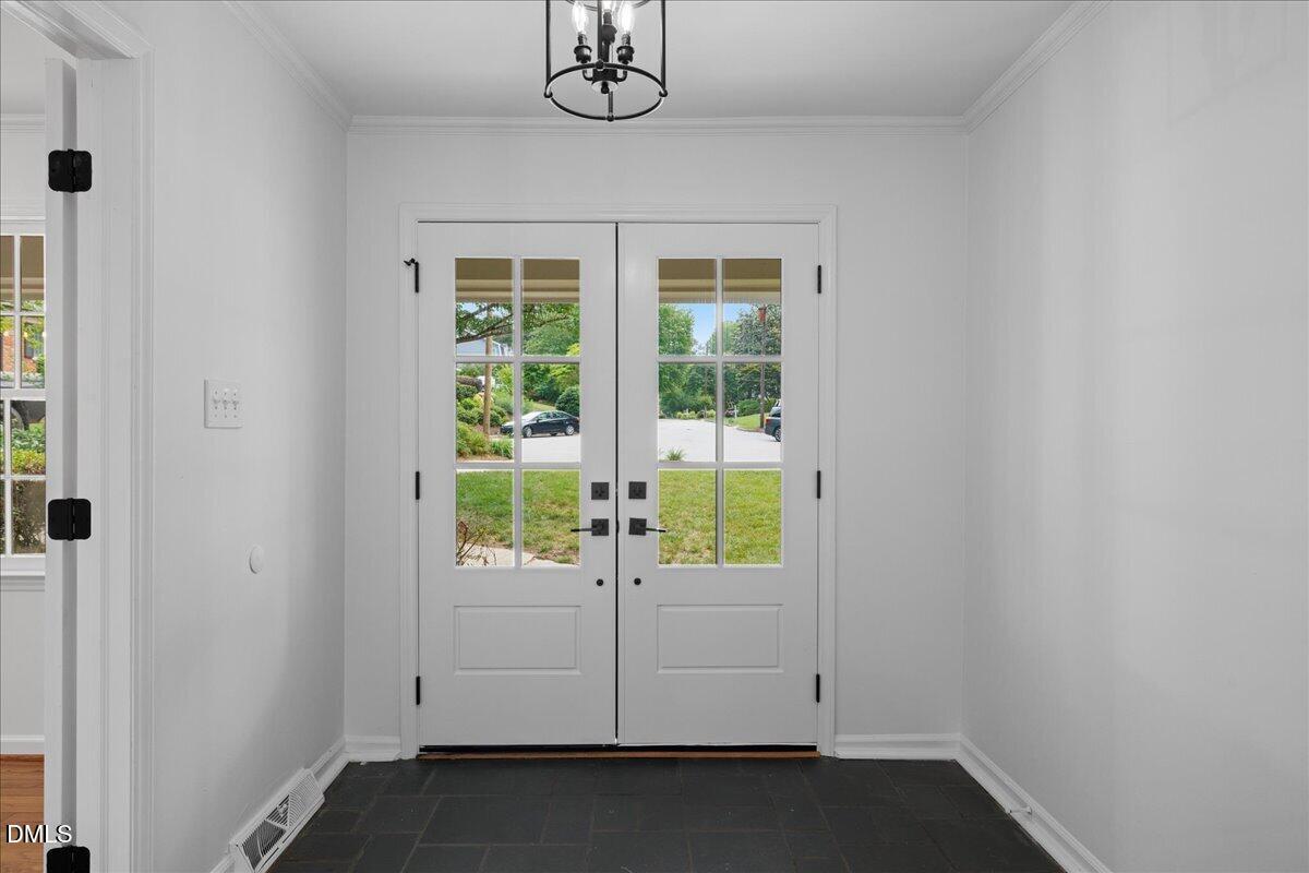 1101 Sudbury Court Raleigh, NC 27609 - Photo 5 of 56 08-1101 Sudbury Ct