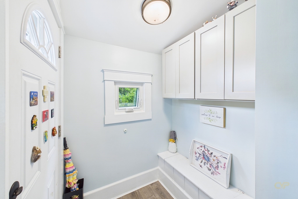 21 Sycamore Street Fairhaven, MA 02719 - Photo 3 of 22