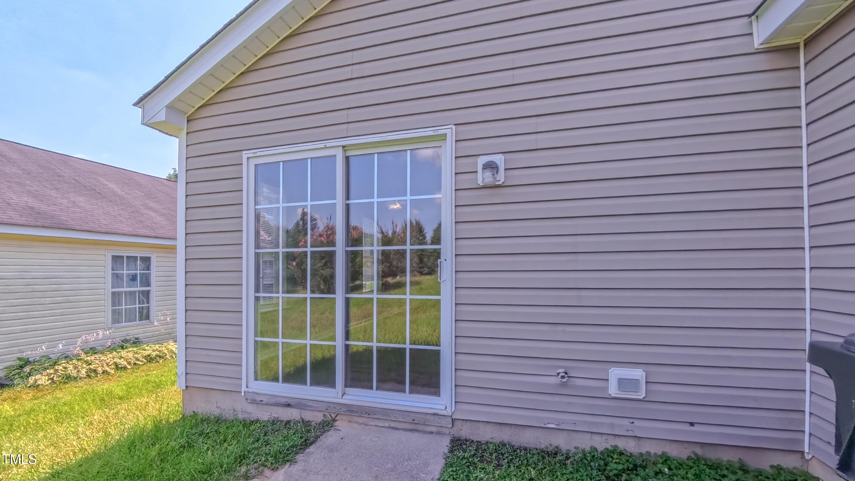 4928 Silverdene Street Raleigh, NC 27616 - Photo 31 of 33 IMG_20250623_161006_00_593