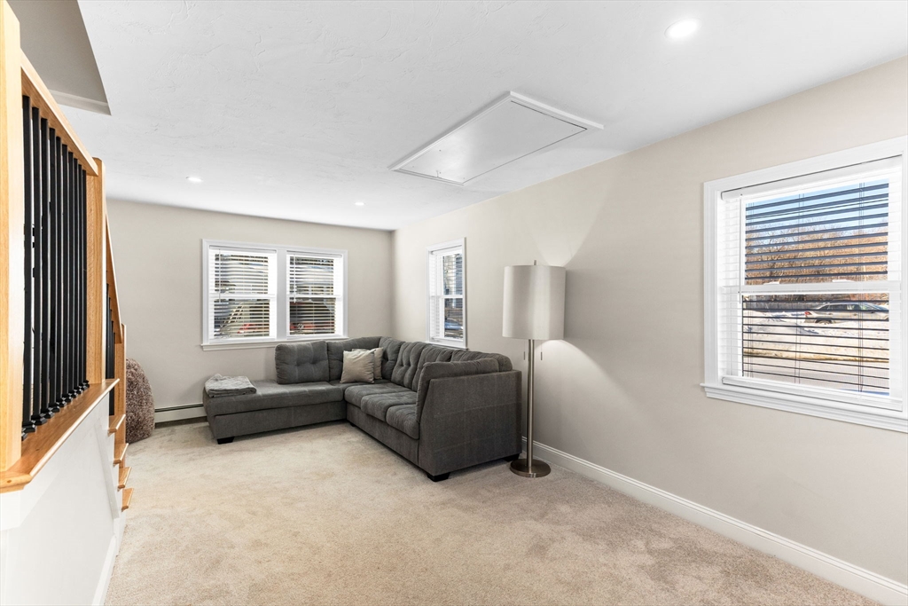 8 Dianthus Road Holbrook, MA 02343 - Photo 30 of 42 Gallery Image 30