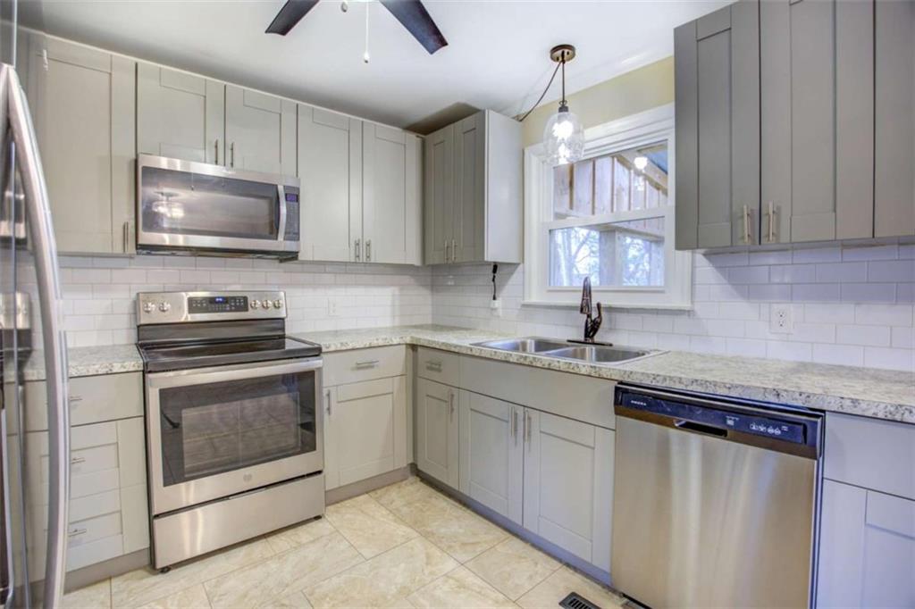 4147 Elizabeth Street Northeast Covington, GA 30014 - Photo 14 of 32
