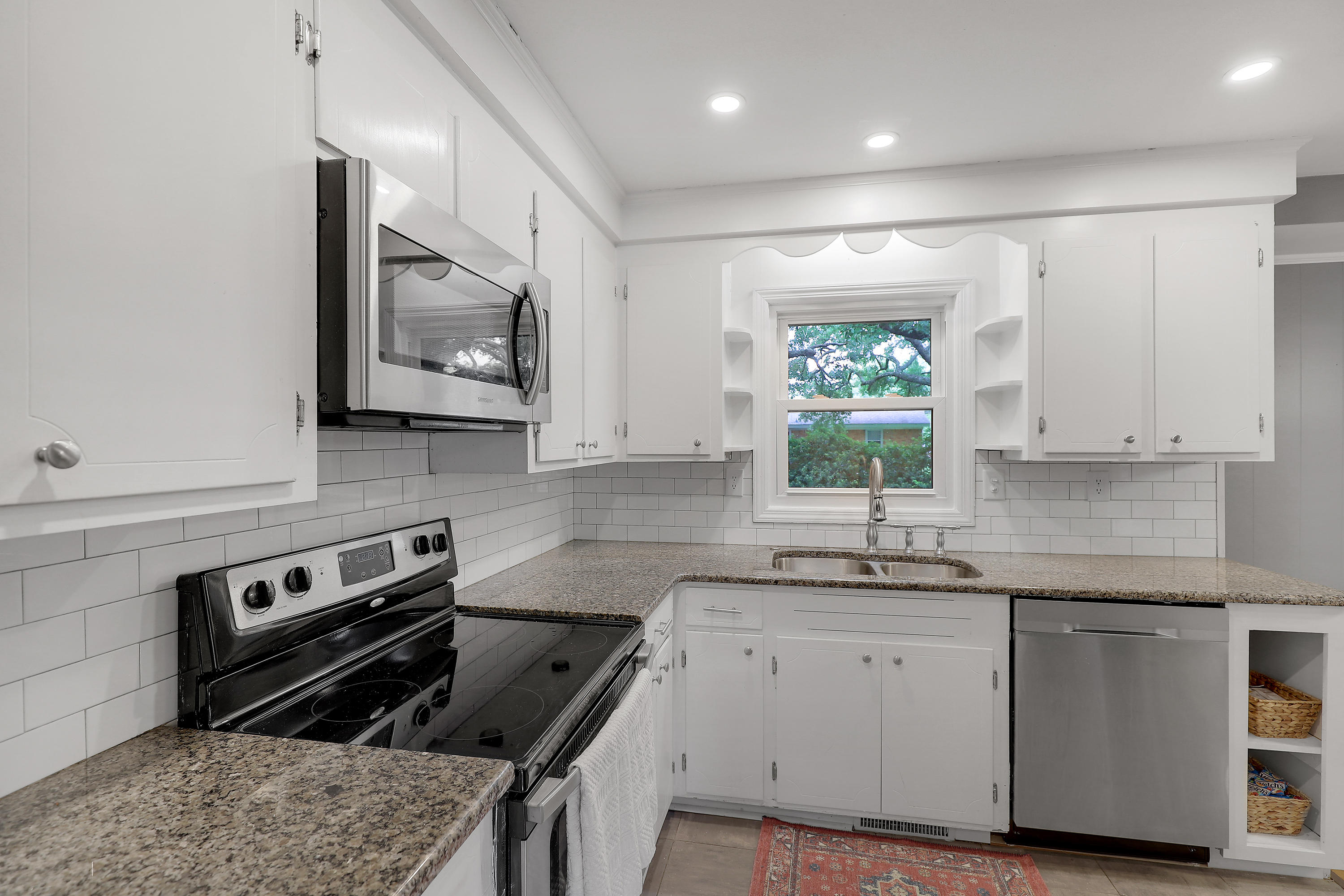 67 Boardman Road Charleston, SC 29407 - Photo 13 of 35 granite countertops