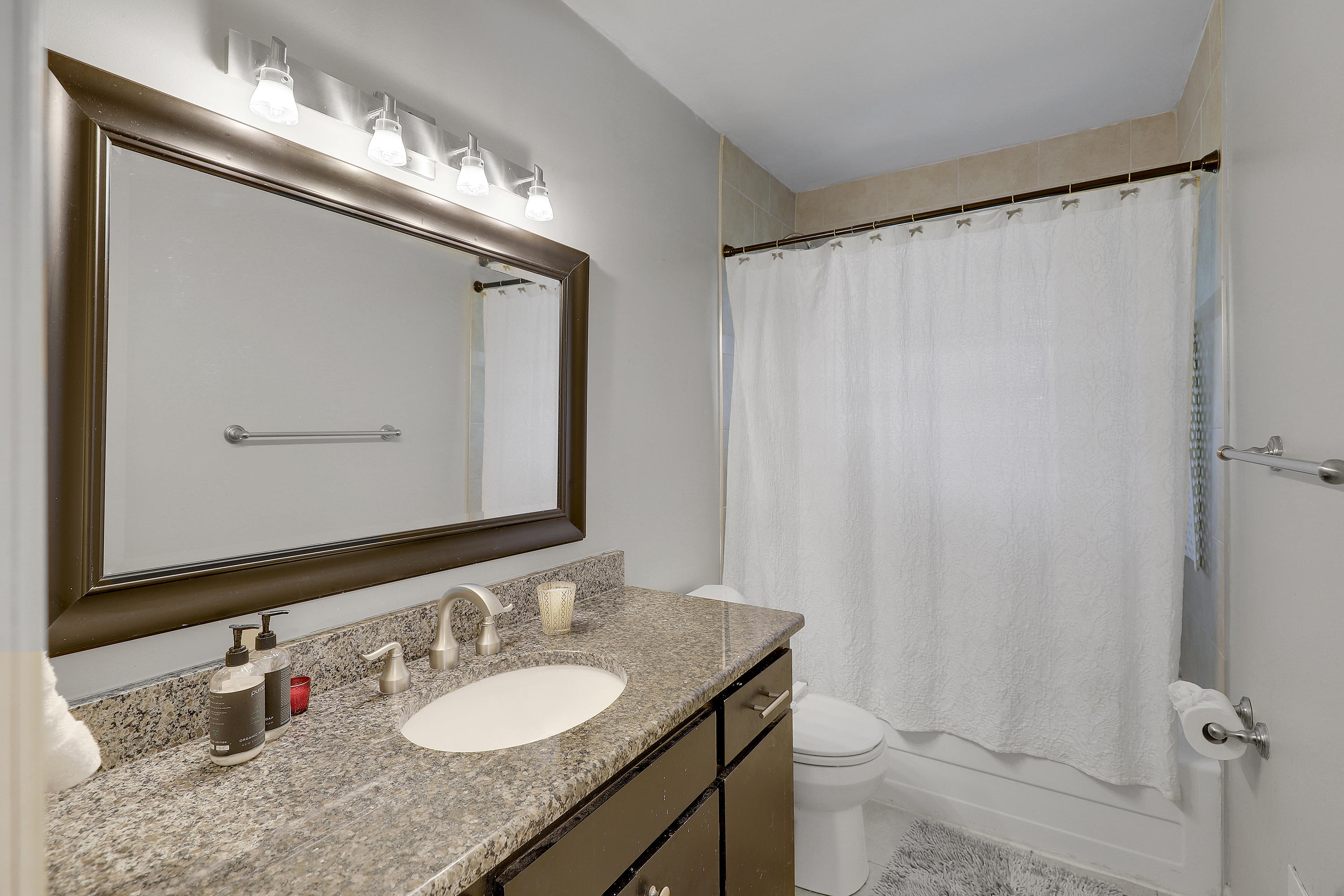 67 Boardman Road Charleston, SC 29407 - Photo 17 of 35 hall bathroom