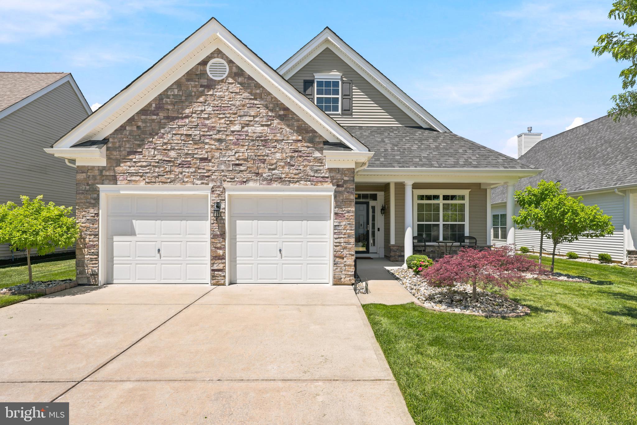 118 Field Loop Glassboro, NJ 08028 - Photo 9 of 34 Beautiful Curb Appeal