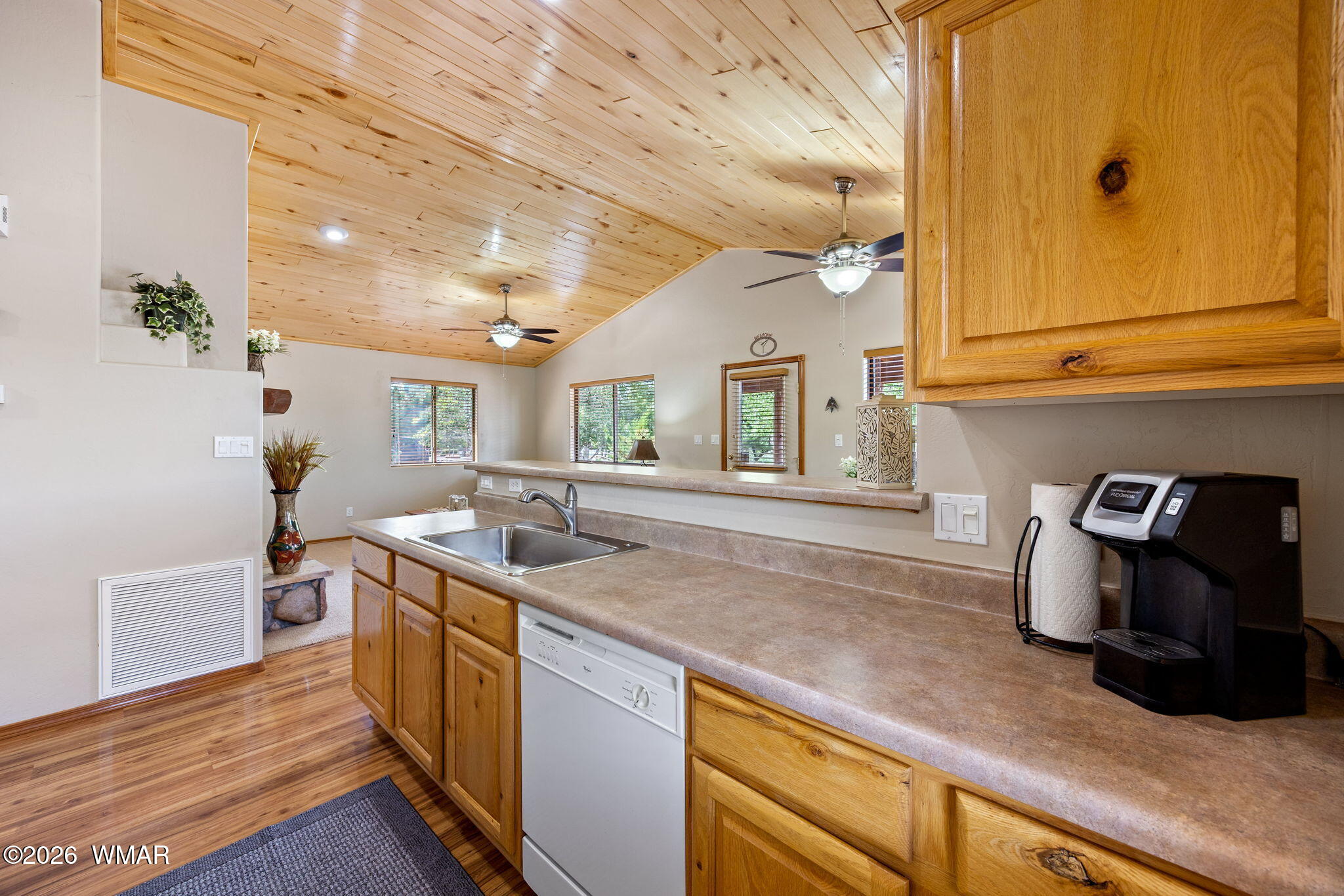 2327 South Buffalo Loop Overgaard, AZ 85933 - Photo 10 of 30 Gallery Image 10