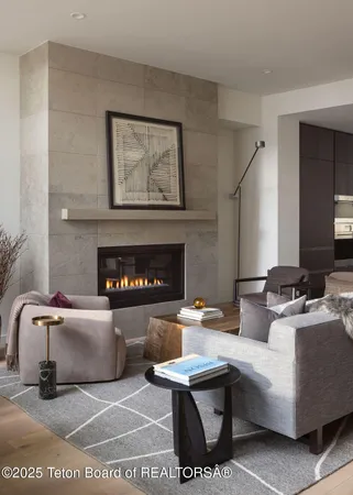 $6,450,000 | 165 Glenwood Street, Unit 29, Jackson, WY 83001