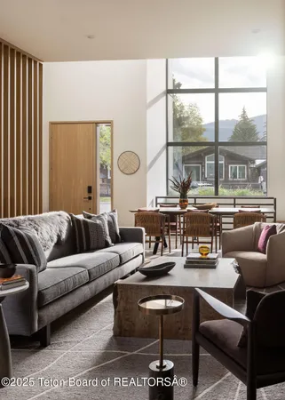 $6,450,000 | 165 Glenwood Street, Unit 29, Jackson, WY 83001