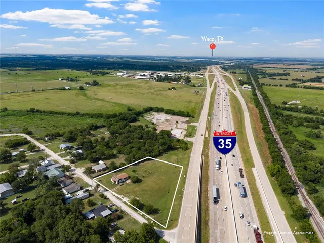 $700,000 | 117 Evergreen Street, Eddy, TX 76524