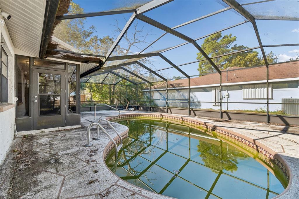 2051 Laredo Avenue Spring Hill, FL 34608 - Photo 52 of 76