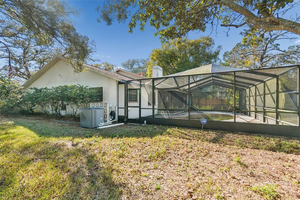 2051 Laredo Avenue Spring Hill, FL 34608 - Photo 59 of 76