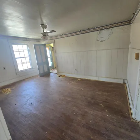 $35,000 | 129 West Conwell Street, Aurora, IN 47001