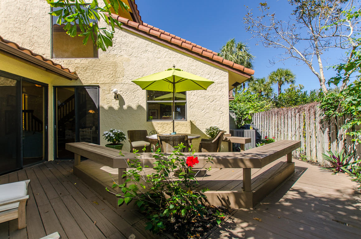 5789 Fox Hollow Drive, Unit C Boca Raton, FL 33486 - Photo 20 of 47 37. Multi Level Deck
