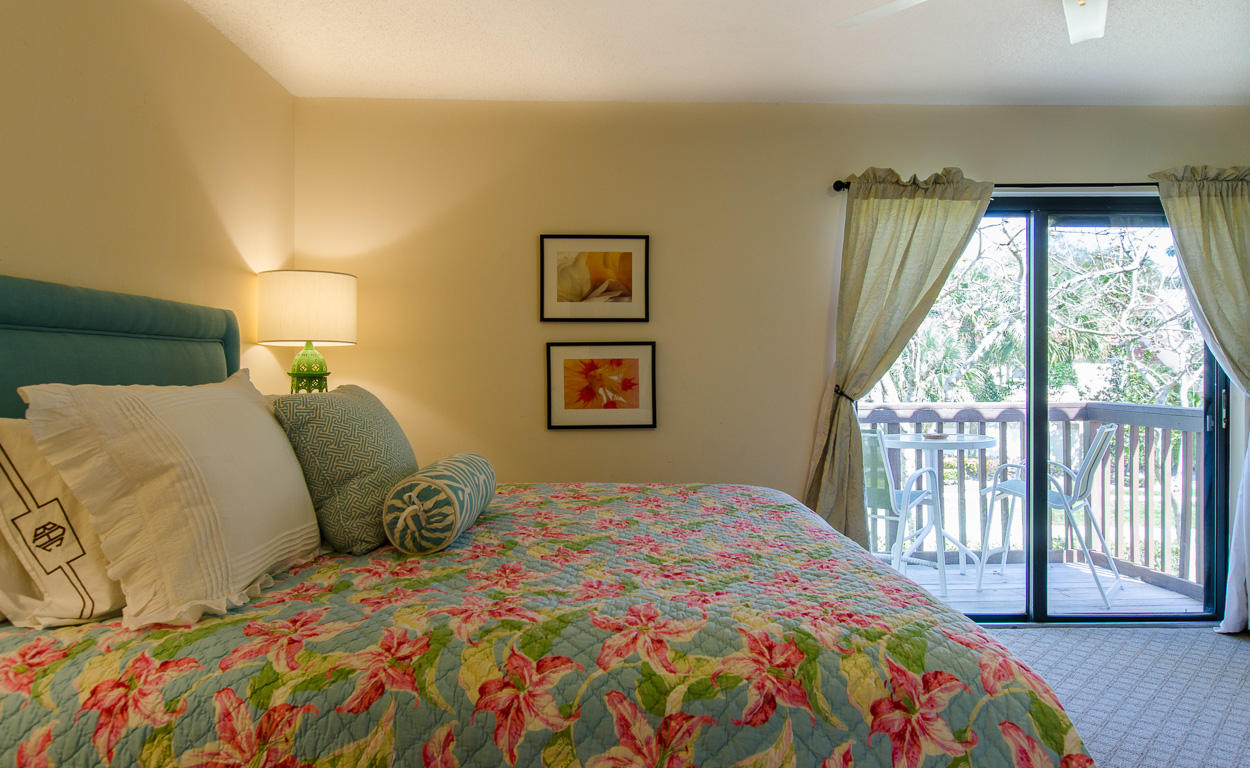 5789 Fox Hollow Drive, Unit C Boca Raton, FL 33486 - Photo 31 of 47 25 MBR and balcony