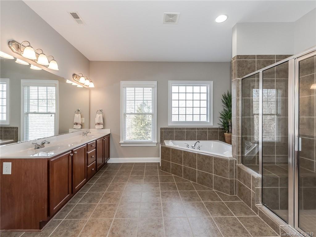 906 Stratford Run Drive Fort Mill, SC 29708 - Photo 31 of 36 Gallery Image 31