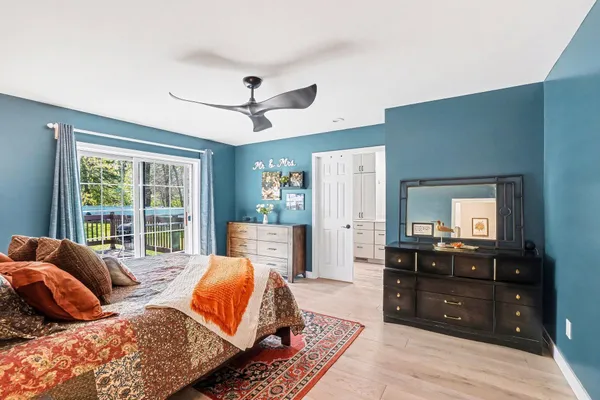 $499,900 | 9466 Riverbend Drive, South Haven, MI 49090