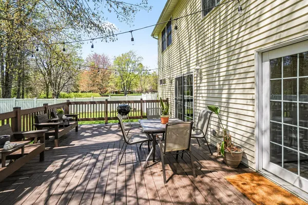 $499,900 | 9466 Riverbend Drive, South Haven, MI 49090