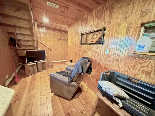 $749,900 | S6998 Missel Road, De Soto, WI 54624