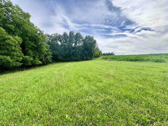 $749,900 | S6998 Missel Road, De Soto, WI 54624