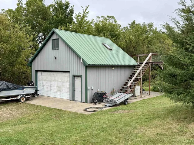 $749,900 | S6998 Missel Road, De Soto, WI 54624