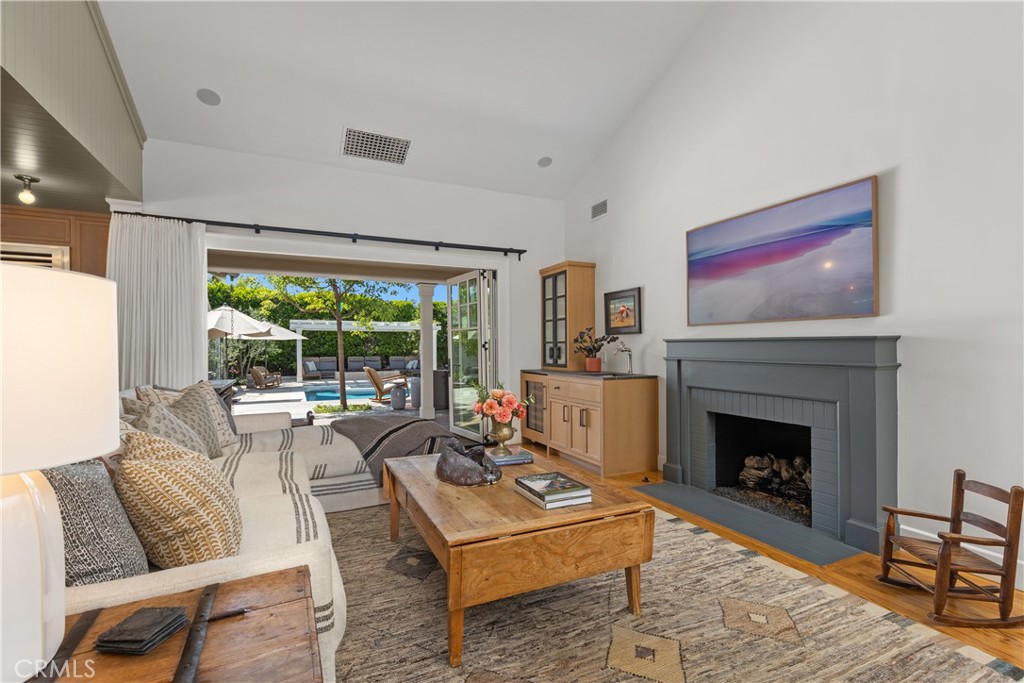 2316 North Flower Street Santa Ana, CA 92706 - Photo 5 of 24