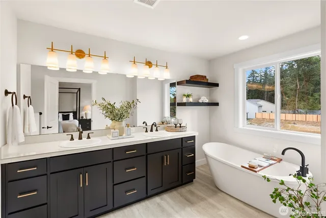 $949,950 | 1307 60th Avenue Northeast, Tacoma, WA 98422