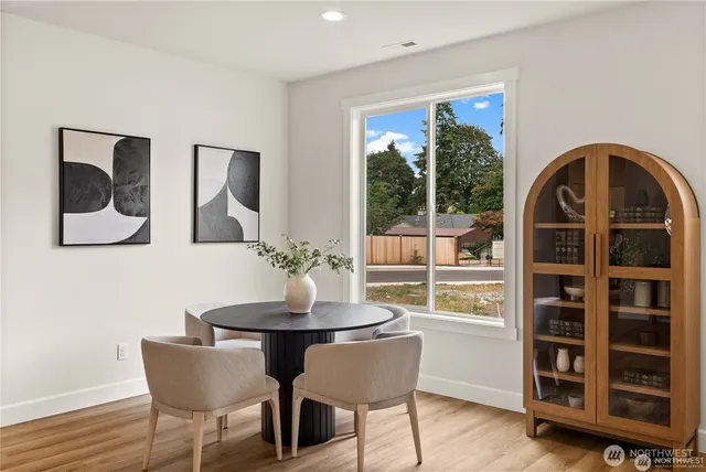 $949,950 | 1307 60th Avenue Northeast, Tacoma, WA 98422