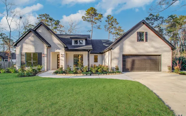 $570,000 | 2743 Constantine Drive, Roman Forest, TX 77357