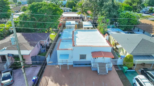 an aerial view of multiple house