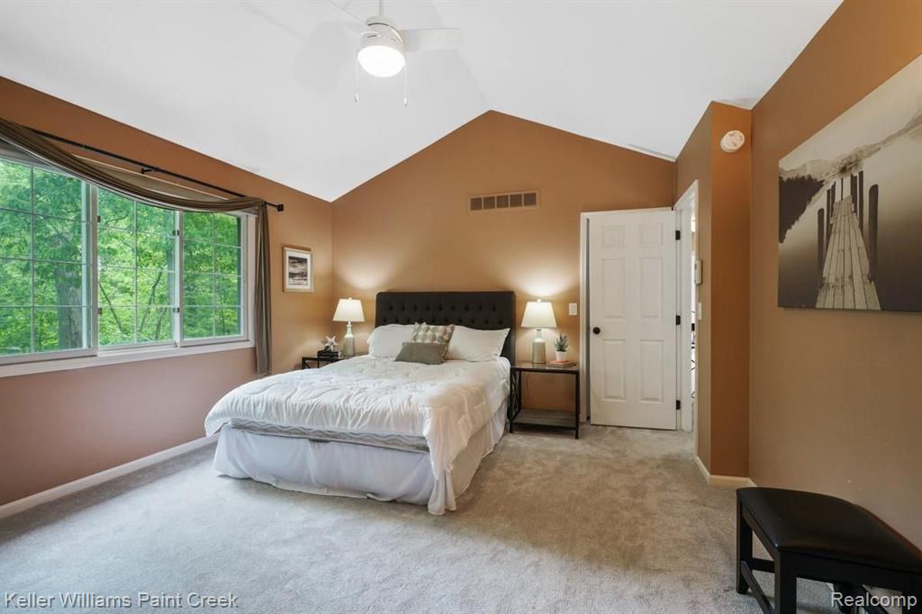 2641 Long Meadow Lane Rochester Hills, MI 48307 - Photo 24 of 38