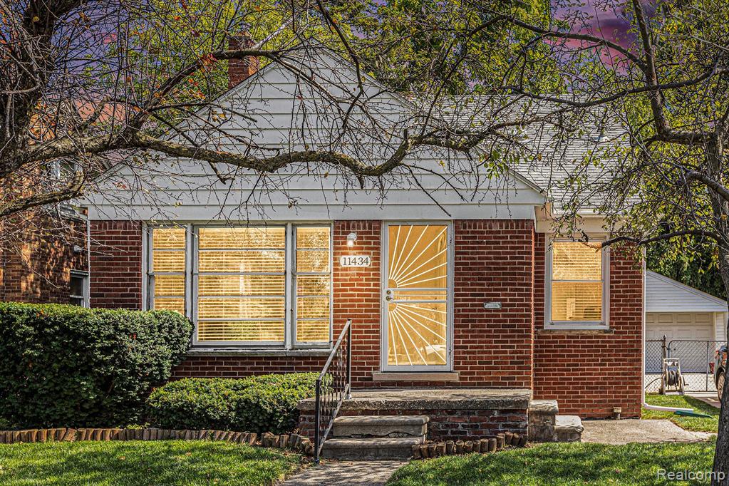 11434 Inkster Road Redford, MI 48239 - Photo 2 of 29