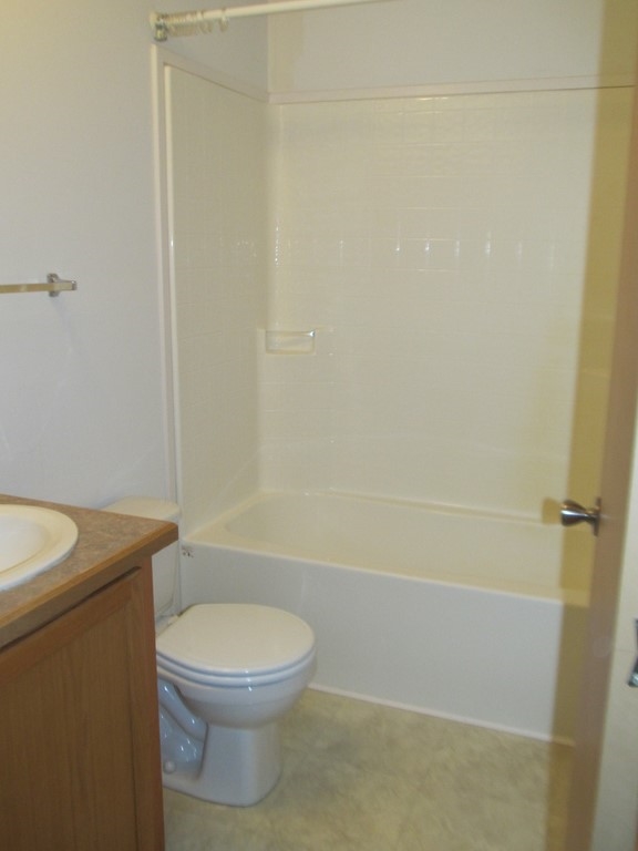 1050 East Millbrook Road Mount Pleasant, MI 48858 - Photo 17 of 37 1801321-16.JPG