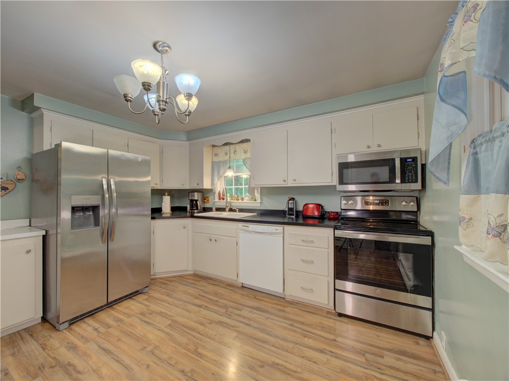 151 Hill Road Burrillville, RI 02830 - Photo 5 of 20