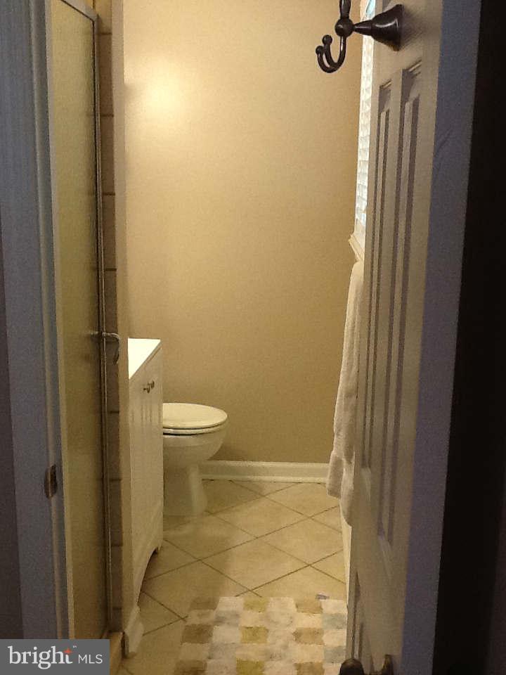 104 Belfast Road Timonium, MD 21093 - Photo 18 of 27 Bath (Master)