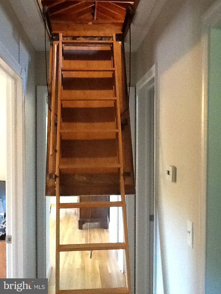 104 Belfast Road Timonium, MD 21093 - Photo 19 of 27 Interior (General)